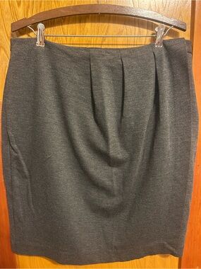 Banana Republic Charcoal Gray Pencil Skirt